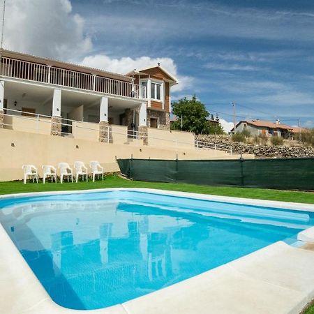 Villa De Gredos Navarredonda de Gredos Eksteriør bilde