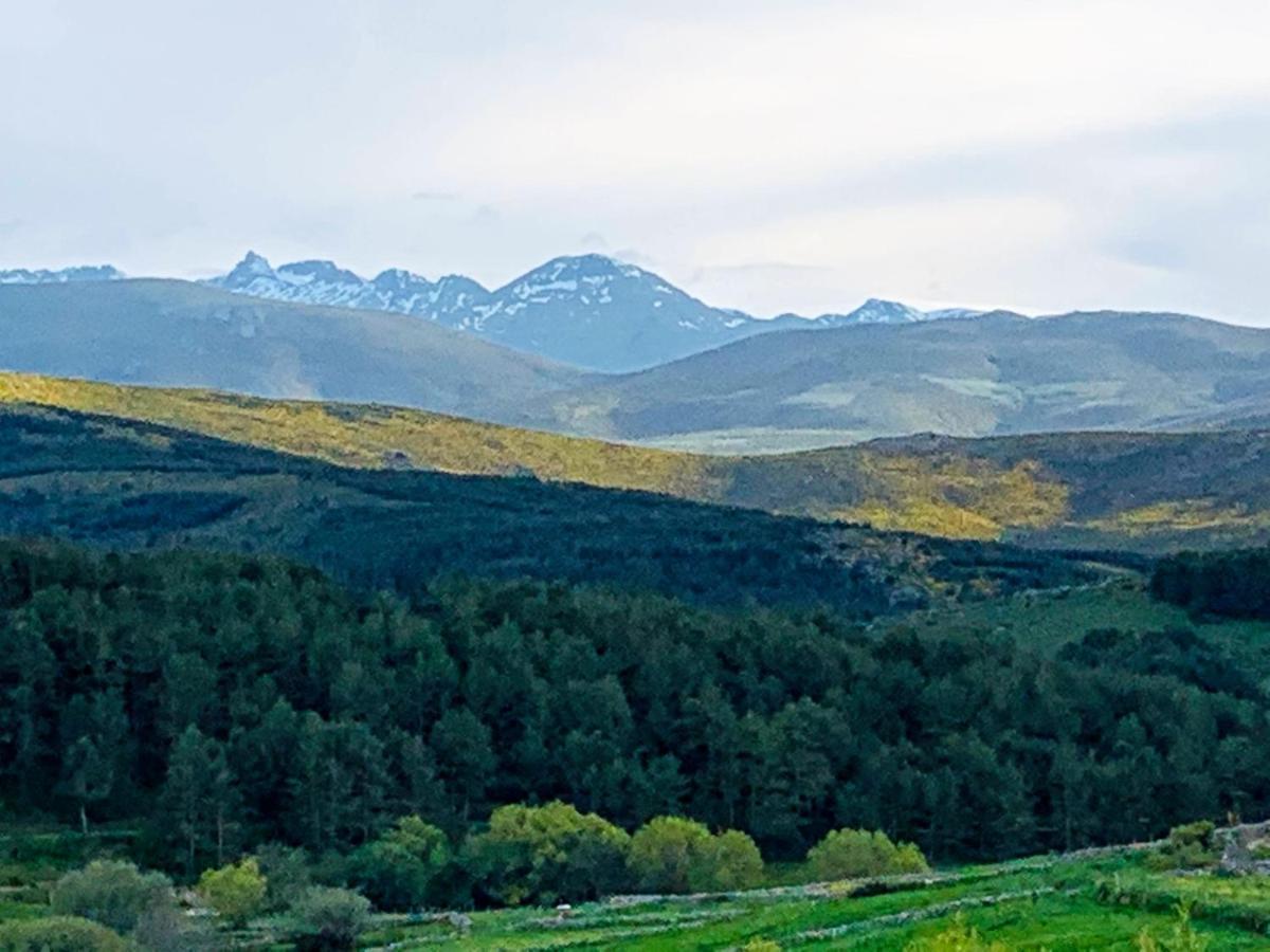 Villa De Gredos Navarredonda de Gredos Eksteriør bilde