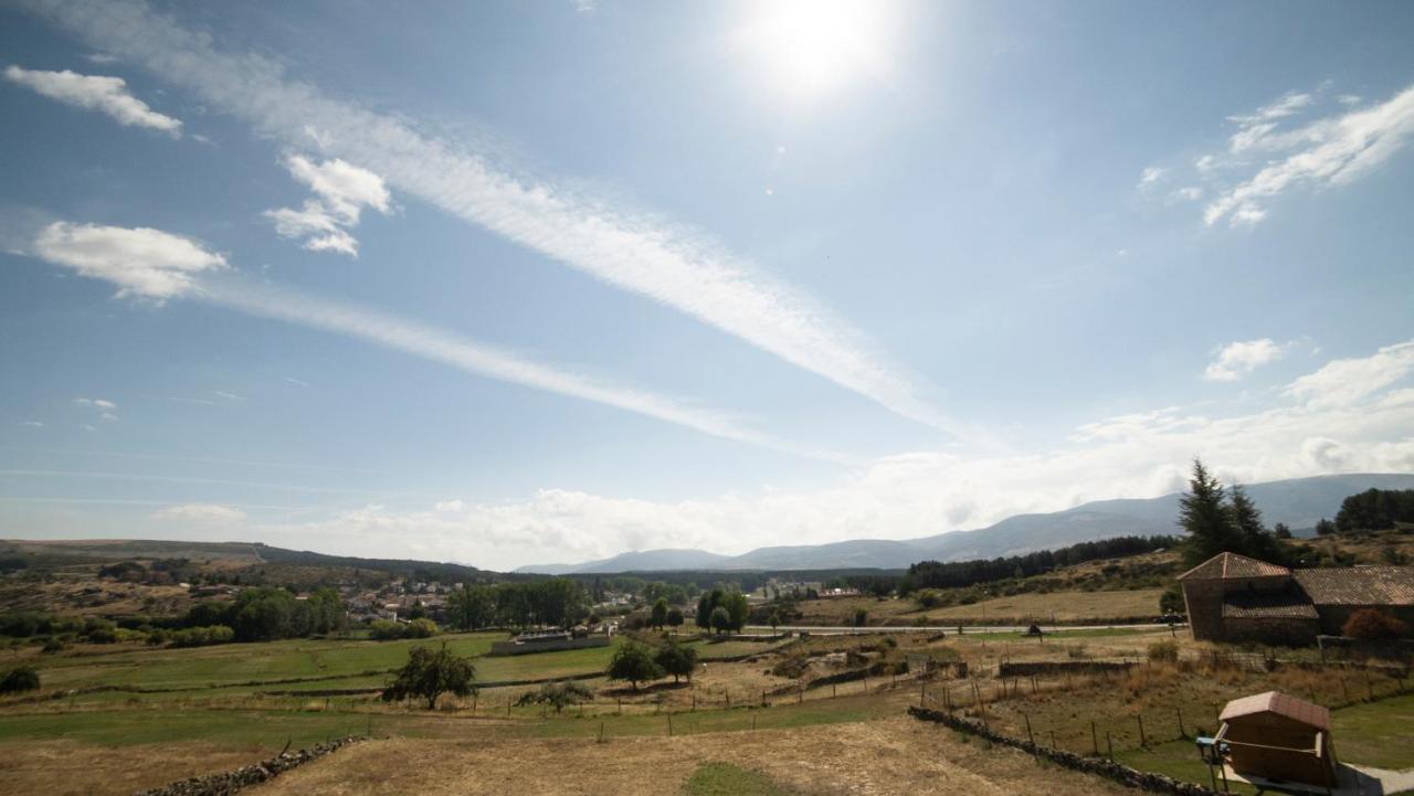 Villa De Gredos Navarredonda de Gredos Eksteriør bilde