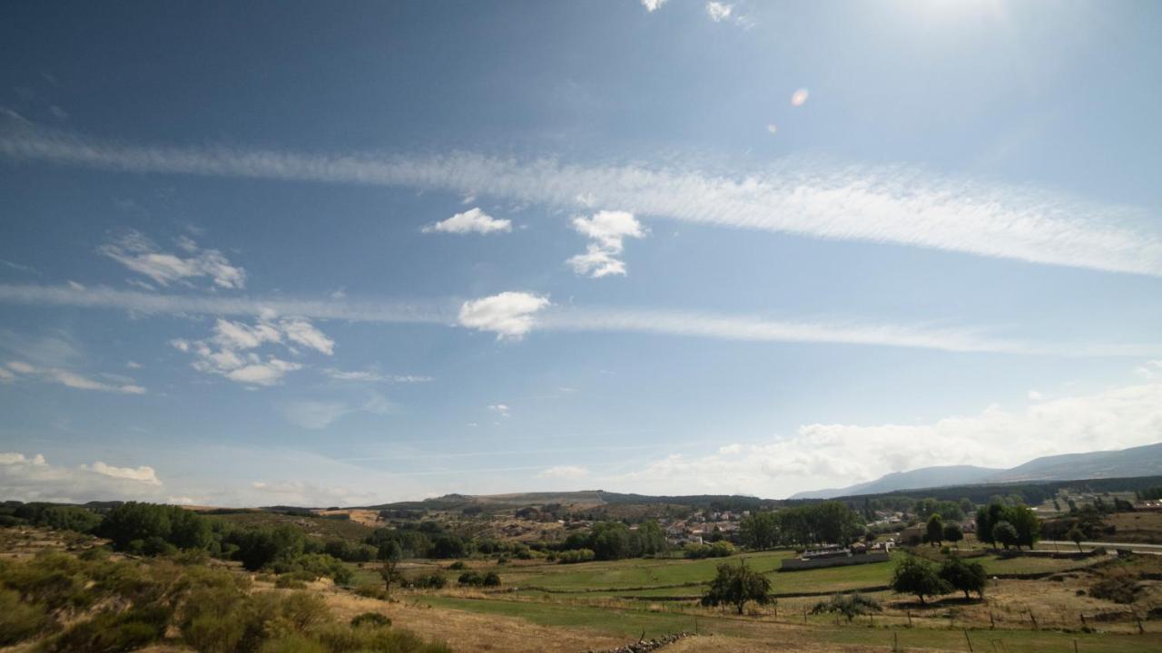 Villa De Gredos Navarredonda de Gredos Eksteriør bilde